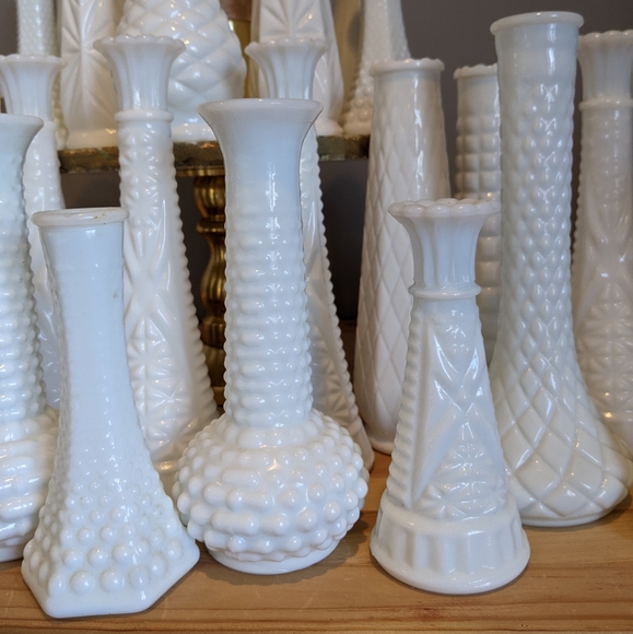 Lot of 40 Vintage Milk White Vases Wedding - Picture 5 of 16